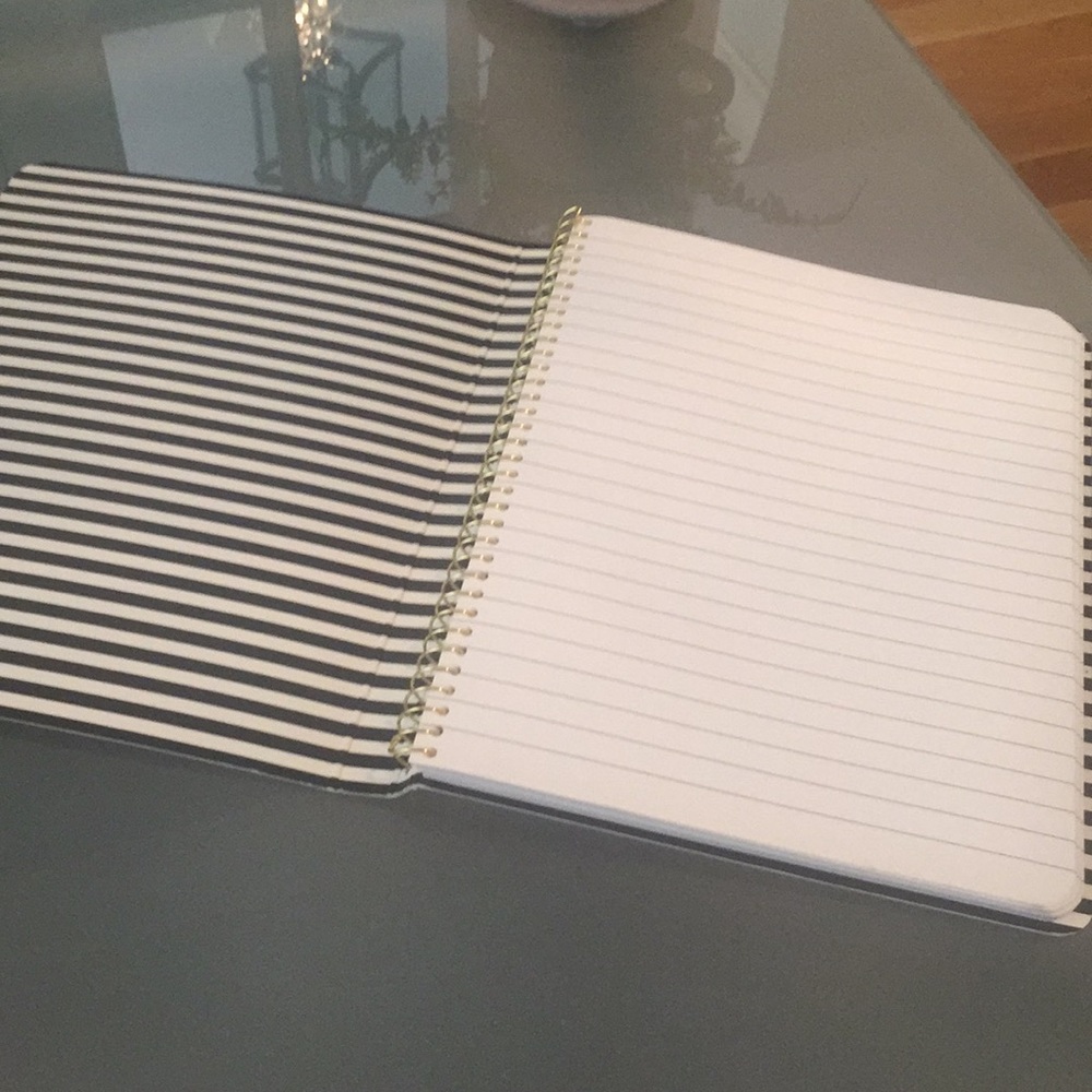 Kate Spade lined notebook - Picture 2 of 4